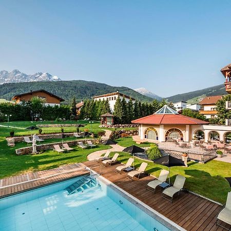 Mirabell Dolomites Hotel - Luxury Ayurveda & Spa Olang 外观 照片