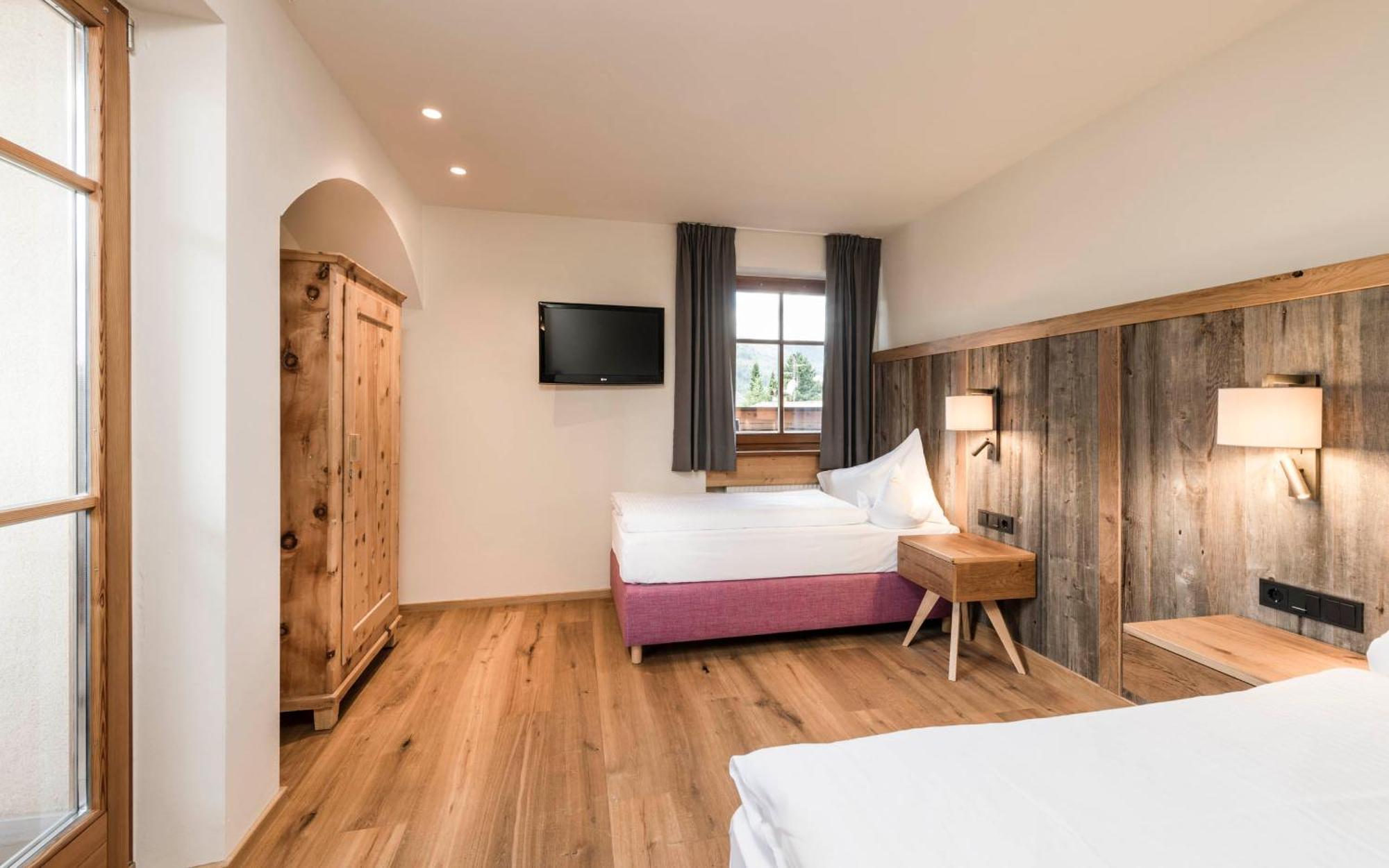 Mirabell Dolomites Hotel - Luxury Ayurveda & Spa Olang 外观 照片