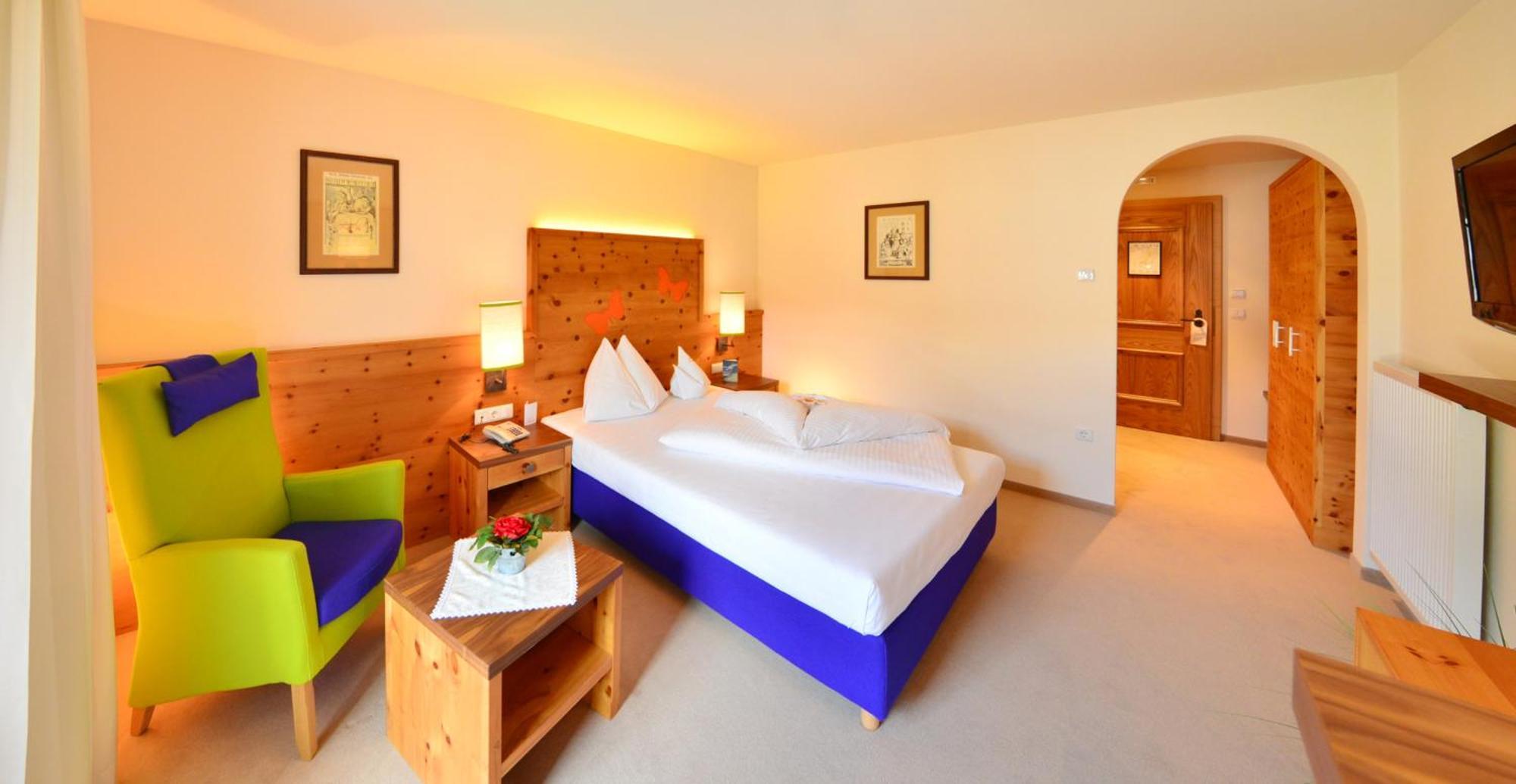 Mirabell Dolomites Hotel - Luxury Ayurveda & Spa Olang 外观 照片