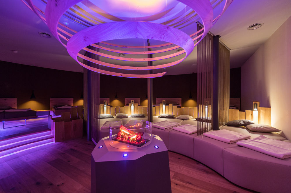 Mirabell Dolomites Hotel - Luxury Ayurveda & Spa Olang 外观 照片