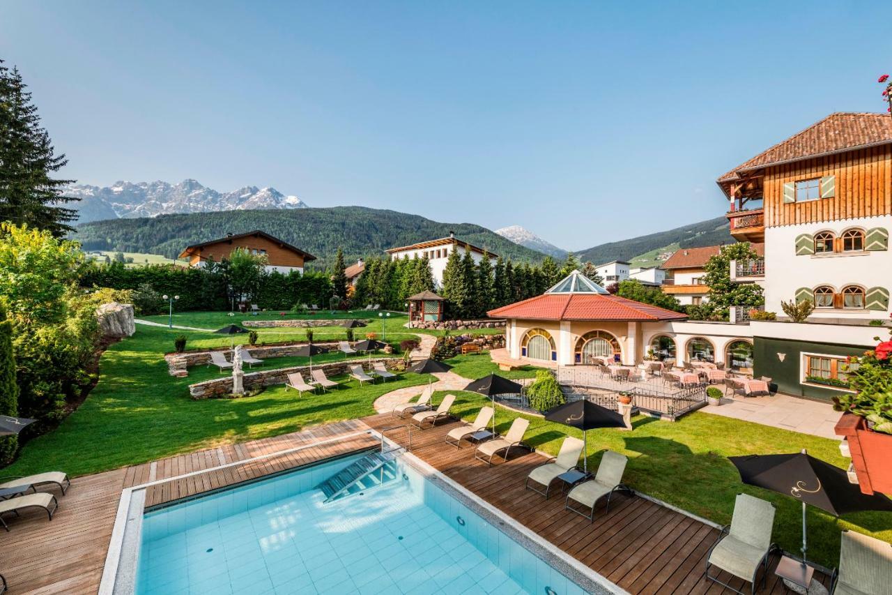 Mirabell Dolomites Hotel - Luxury Ayurveda & Spa Olang 外观 照片